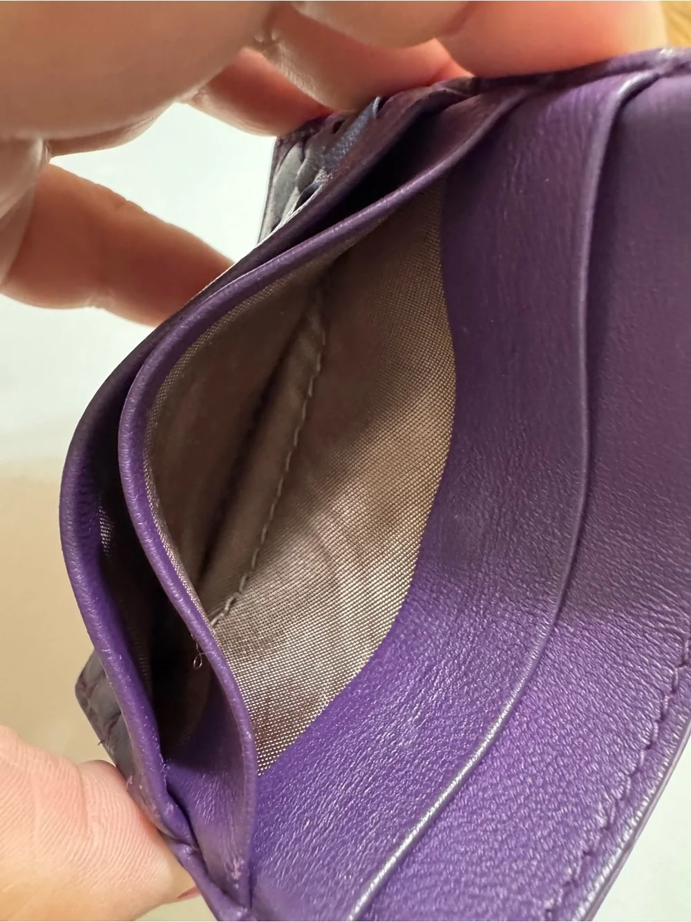 Bottega Veneta Leather Card Holder in Deep Purple with Woven Detail